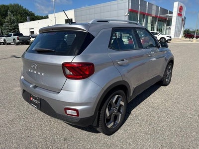 2023 Hyundai Venue SEL