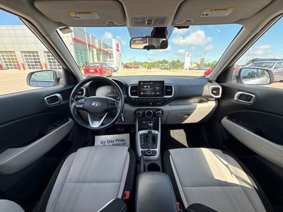 2023 Hyundai Venue SEL