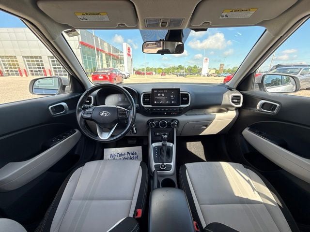 2023 Hyundai Venue SEL