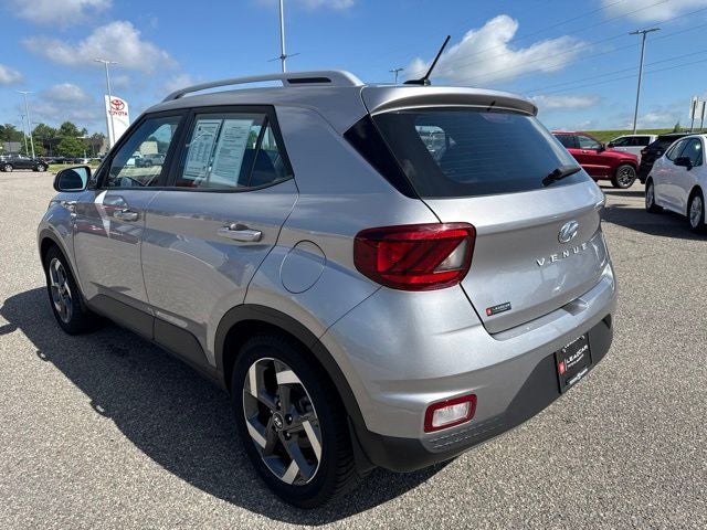 2023 Hyundai Venue SEL